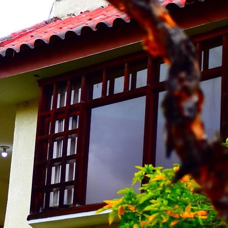 Hotel El Refugio Guaranda Bagian luar foto